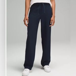 Lululemon Straight-Leg Mid-Rise Pant Luxtreme